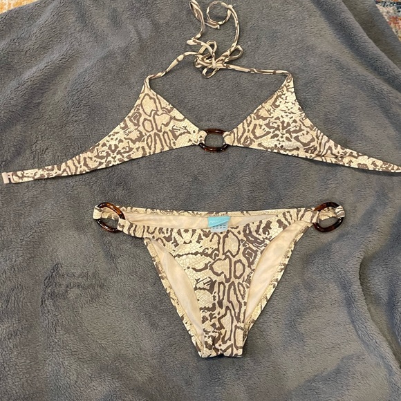 Odabash string bikini top - Picture 7 of 8